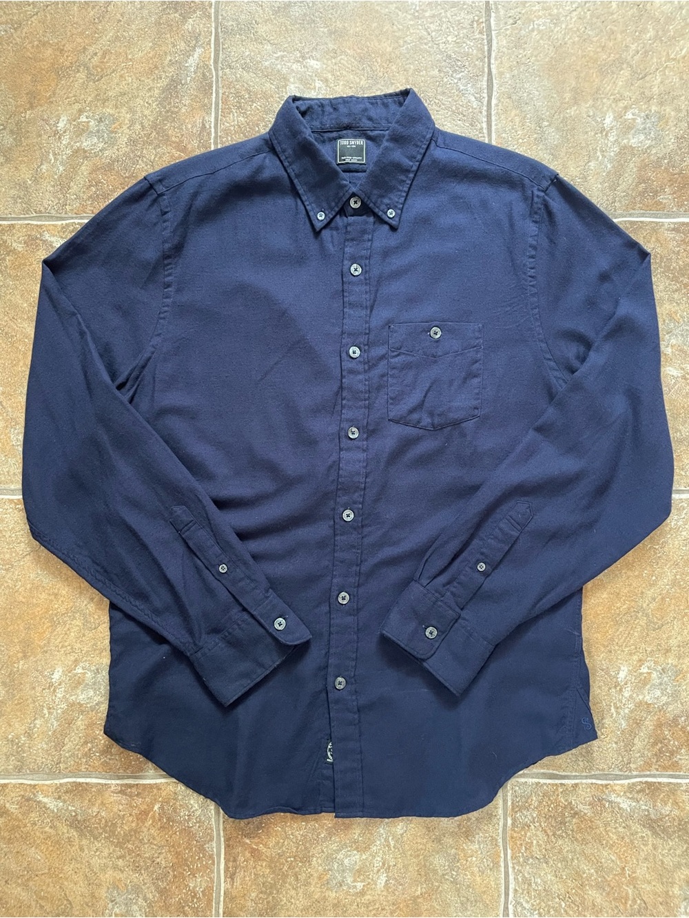 Todd Snyder Italian Brushed Flannel Button Down in Navy